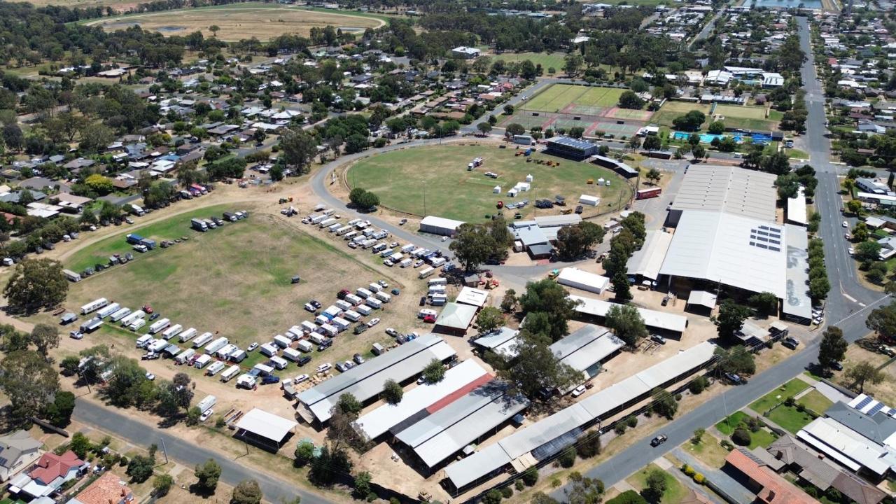 Tatura Country Motel Eksteriør billede