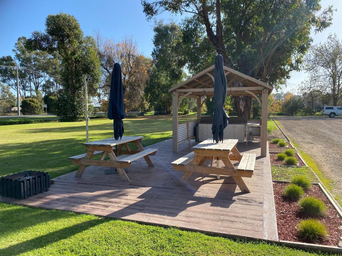 Tatura Country Motel Eksteriør billede