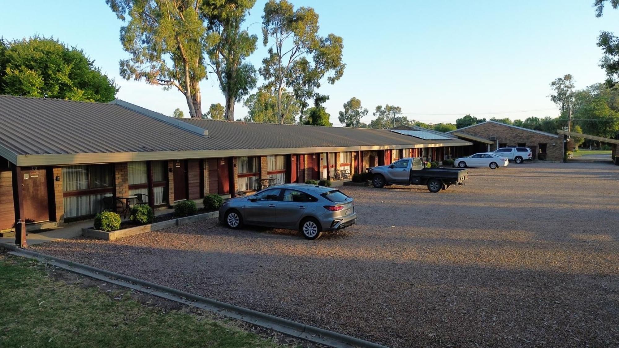 Tatura Country Motel Eksteriør billede